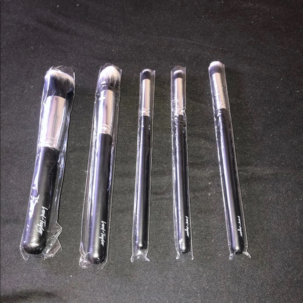 Makeup brushes set